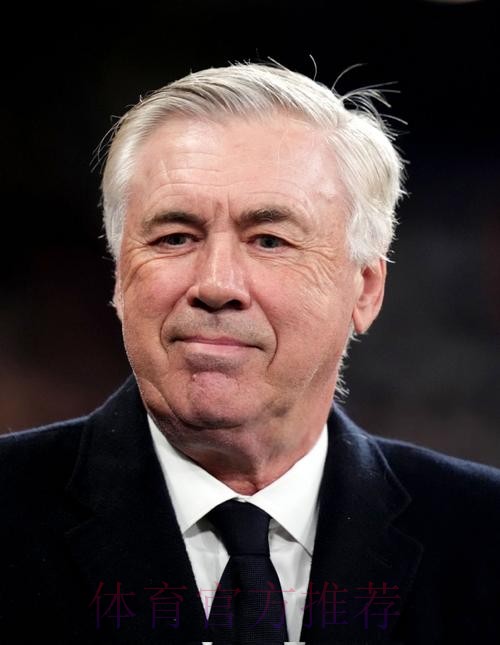 记者:安切洛蒂曾告诉我 约维奇很出色但有点懒